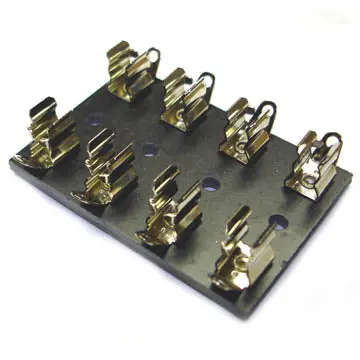 3539 - Fuse Block 6.3X32mm 4 Pole Open Phenolic Qc Terminal 1