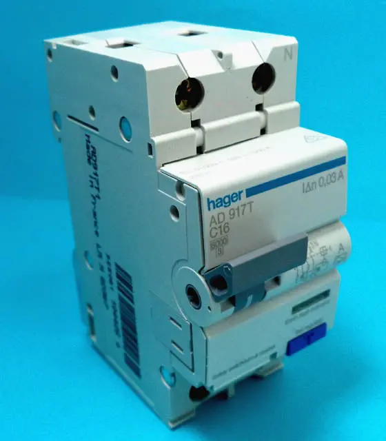 Ad917t - Circuit Breaker 16A 230Vac Mcb Din 1P+N 36X46mm W/Test And Ef Ind 1