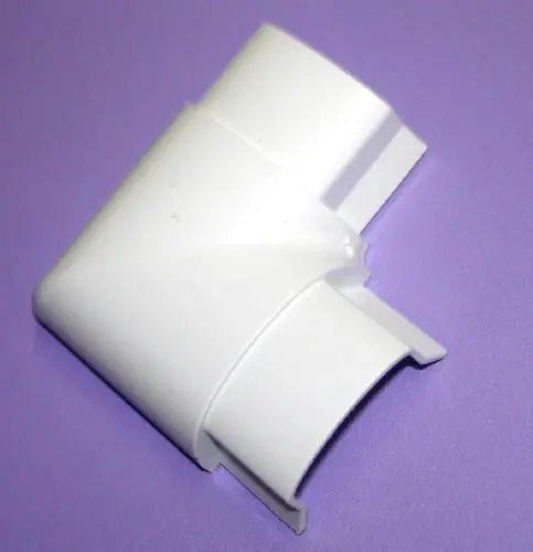 3016 - Raceway Flat Elbow 1.5X0.5In White Outdoor Smooth Mold 1