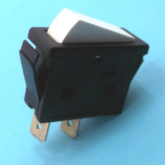 Md36l - Rocker Switch 1P1t 16A On-Off 125Vac Qt 11X30mm Actu Wht 1